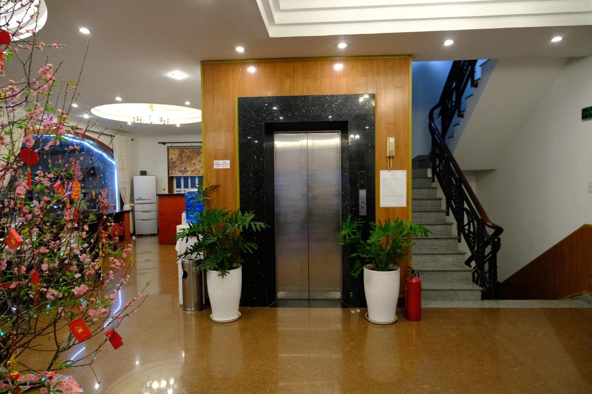 Hoa Phat Hotel & Apartment Хошимін Екстер'єр фото