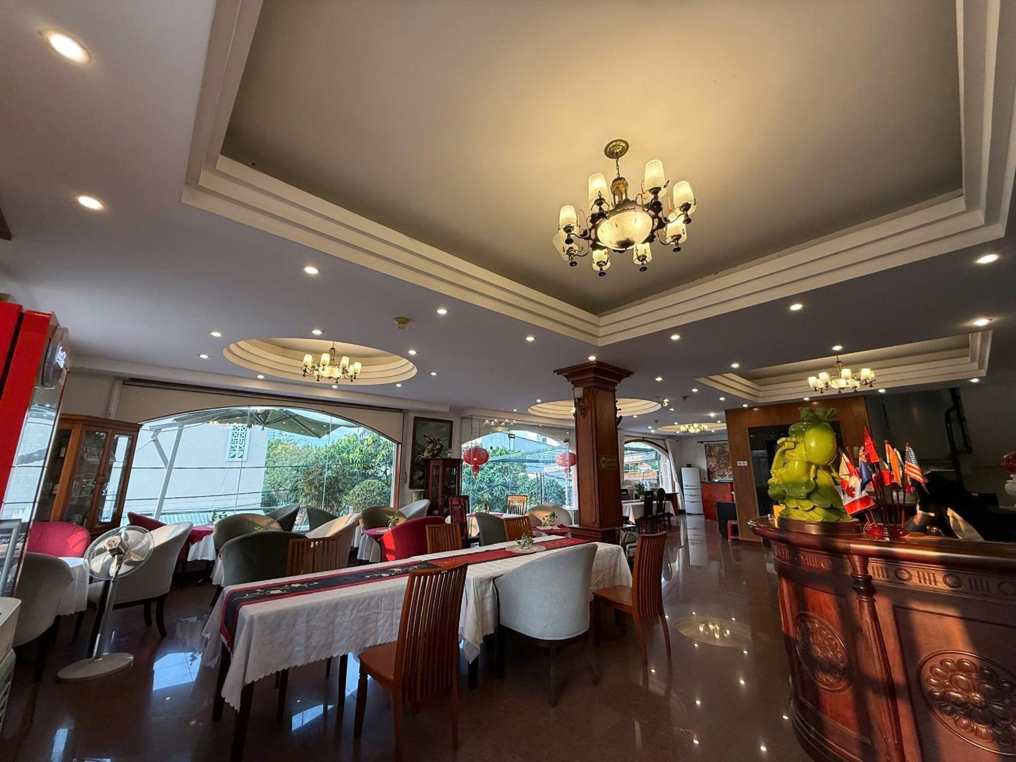 Hoa Phat Hotel & Apartment Хошимін Екстер'єр фото