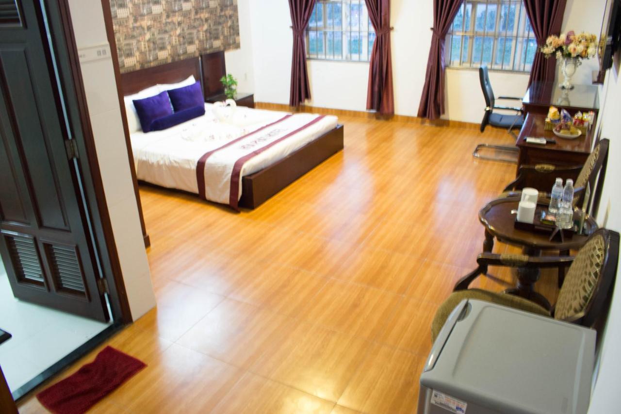 Hoa Phat Hotel & Apartment Хошимін Екстер'єр фото